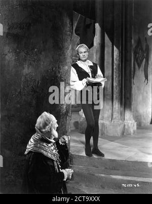 FELIX AYLMER und LAURENCE OLIVIER im WEILER 1948 Regisseur LAURENCE OLIVIER spielen William Shakespeare-Musik William Walton Two Cities Films / General Film Distributors (GFD) Stockfoto