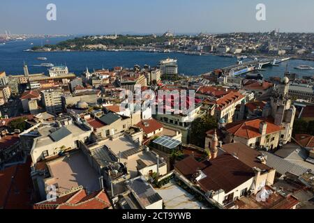 Türkei, Istanbul, Blick vom Galata-Turm über das Goldene Horn und Bosporus Stockfoto