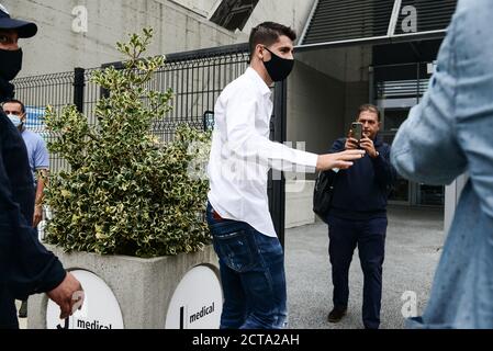 Turin, Italien. September 2020. Alvaro Morata kommt im Allianz Stadion zu einem Arztbesuch in Turin an. (Foto von Alberto Gandolfo/Pacific Press) Quelle: Pacific Press Media Production Corp./Alamy Live News Stockfoto