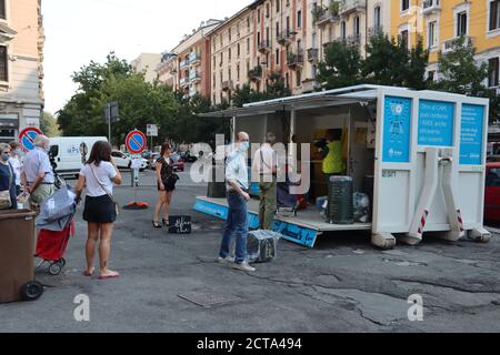 Recycle Point in Mailand Stadtzentrum, Italien Stockfoto