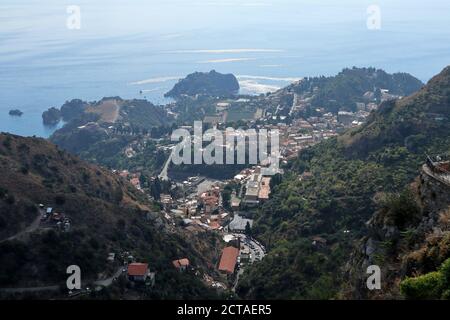 Castelmola - Panorama di Taormina da Piazza Sant'Antonio Stockfoto