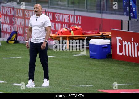 Mailand, Italien. September 2020. Italienische Serie A. Sinisa Mihajlovic Cheftrainer von Bologna Calcio während der Serie EIN Spiel zwischen FC Internazionale und Bologna Calcio. Stockfoto