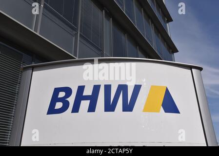 Luxemburg, Luxemburg. September 2020. Logo und Schriftzug der Versicherungsgesellschaft BHW. Quelle: Horst Galuschka/dpa/Alamy Live News Stockfoto