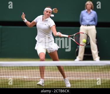 Petra Kvitova auf dem Weg zum Wimbledon Ladies Finale 2014. Eugenie Bouchard / Petra Kvitova. Bild-Kredit : © MARK PAIN / ALAMY Stockfoto