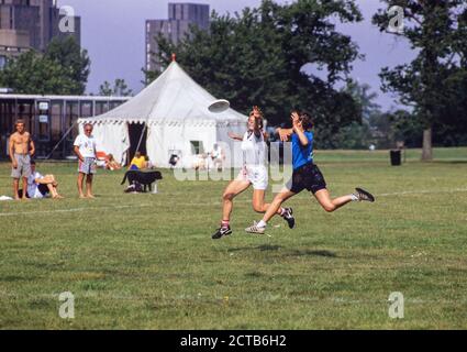 Die European Ultimate Frisbee Championships finden an der University of Essex in Colchester, England statt. 27. August 1991. Foto: Neil Turner Stockfoto