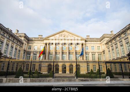 Fassade des belgischen Bundestages in Brüssel. Stockfoto