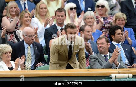 David Beckham und Bobby Charlton . WIMBLEDON TENNIS CHAMPIONSHIPS 2014. Bild : © Mark Pain / Alamy Stockfoto