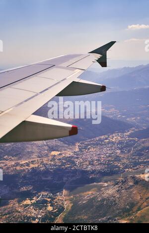 Vertikale Luftaufnahme aus einem Flugzeug Stockfoto