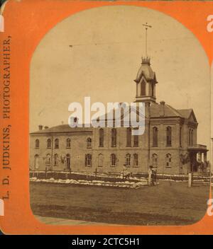 Blick auf ein großes öffentliches Gebäude., Judkins, L. D. (Lorenzo Dow) (1833-1890), North Dakota, Bismarck (N.D. Stockfoto