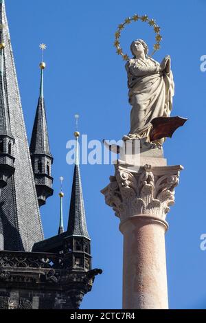 Prager Mariensäule Altstädter Ring Detail Statue Maria Jungfrau Tschechische Republik Stockfoto