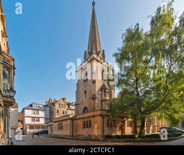 OXFORD CITY ENGLAND PEMBROKE PLATZ UND PEMBROKE COLLEGE UND KIRCHE Stockfoto