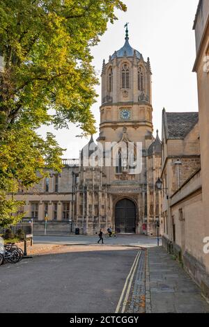 OXFORD CITY ENGLAND TOM TOWER UND TOR HAUPTEINGANG ZU CHRIST CHURCH COLLEGE Stockfoto