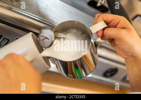 Greenacres Wohnwagen, Wohnmobil und Campingplatz, Coleford, Forest of Dean. Wie man Covid sicher Urlaub - die neue Normalität. Stockfoto