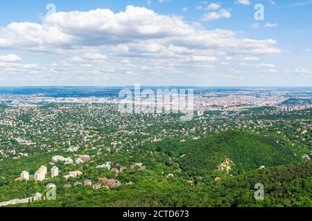 Blick über Budapest, die Hauptstadt Ungarns, vom Elizabeth Lookout. Stockfoto