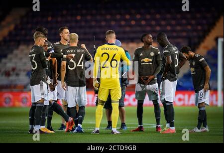 Luton, Großbritannien. September 2020. Man Utd Spieler bereiten sich während des Carabao Cup Spiels zwischen Luton Town und Manchester United hinter verschlossenen Türen in Kenilworth Road, Luton, England am 22. September 2020 vor. Foto von David Horn. Kredit: Prime Media Images/Alamy Live Nachrichten Stockfoto