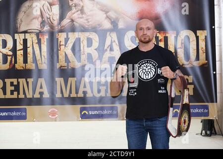 Roman Gorst bei der Pressekonferenz Deutsche Meisterschaft im Schwestegewicht in Der Veranstaltungsstätte Johanniskirche in Magdeburg,22.9.2020 Stockfoto