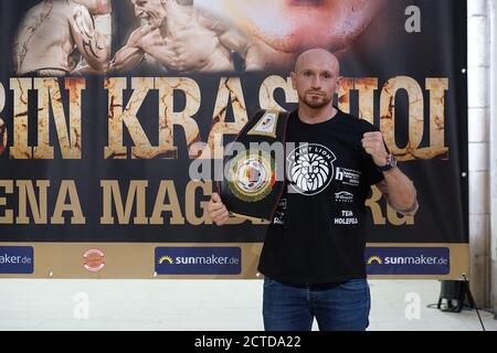 Roman Gorst bei der Pressekonferenz Deutsche Meisterschaft im Schwestegewicht in Der Veranstaltungsstätte Johanniskirche in Magdeburg,22.9.2020 Stockfoto