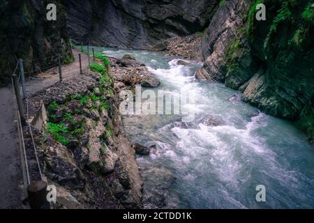 Wanderung durch die Partnachschlucht und die Partnach Alm In der Nähe von Garmisch-Parten-Kirchen in Bayern Deutschland Stockfoto