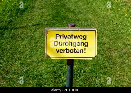 Schild, Privatstraße, keine Durchfahrt, Hiddensee, Rügen, Deutschland Stockfoto