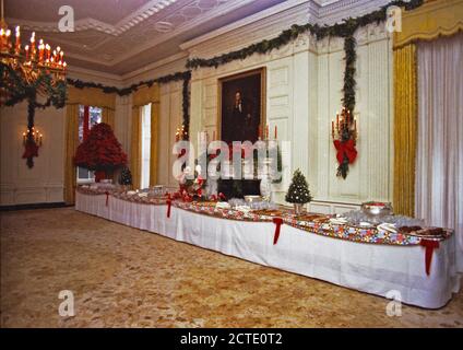 12/13/1974; Esszimmer; 1974 White House Weihnachtsschmuck Stockfoto