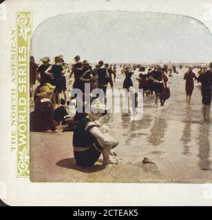 In Surf, Sand and Sun, Atlantic City, N.J., H.C. White Co., Strände, Badeanzüge, Planschfahren, Sonnenbaden, New Jersey, Atlantic City (N.J Stockfoto