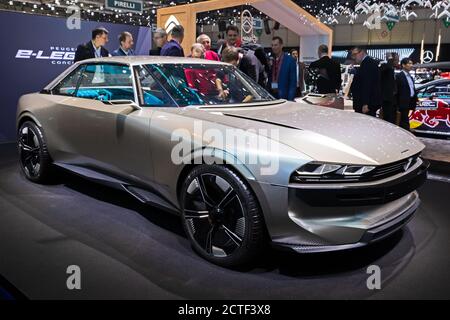 Autonomes Konzeptfahrzeug Peugeot e-Legend retro auf dem 89. Genfer Autosalon. Genf, Schweiz - 5. März 2019. Stockfoto