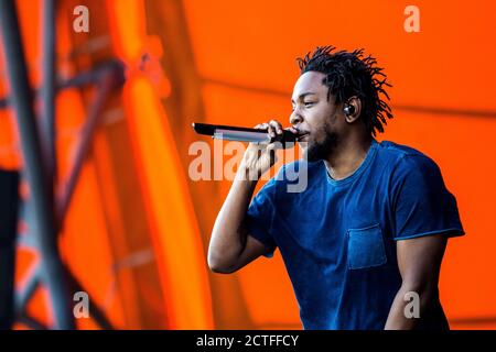 Roskilde, Dänemark. Juli 2015. Kendrick Lamar, der amerikanische Rapper und Texter, spielt ein Live-Konzert auf der Orange Stage beim dänischen Musikfestival Roskilde Festival 2015. (Foto: Gonzales Photo - Lasse Lagoni). Stockfoto