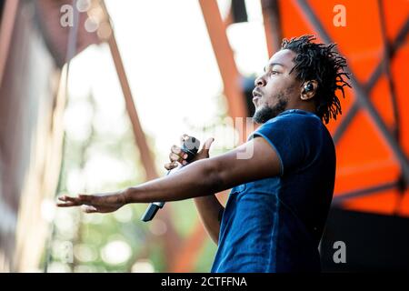 Roskilde, Dänemark. Juli 2015. Kendrick Lamar, der amerikanische Rapper und Texter, spielt ein Live-Konzert auf der Orange Stage beim dänischen Musikfestival Roskilde Festival 2015. (Foto: Gonzales Photo - Lasse Lagoni). Stockfoto