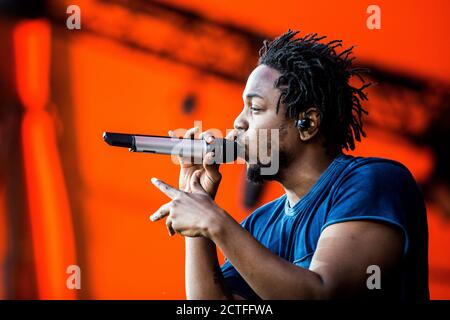 Roskilde, Dänemark. Juli 2015. Kendrick Lamar, der amerikanische Rapper und Texter, spielt ein Live-Konzert auf der Orange Stage beim dänischen Musikfestival Roskilde Festival 2015. (Foto: Gonzales Photo - Lasse Lagoni). Stockfoto