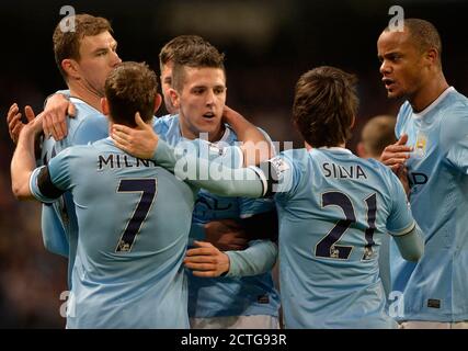 STEFAN JOVETIC FEIERT SEIN TOR FÜR MAN CITY 1-0 MANCHESTER CITY GEGEN CHELSEA FA CUP RUNDE 5 COPYRIGHT PICTURE : © MARK PAIN / ALAMY Stockfoto