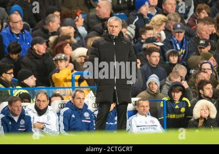 Ein FRUSTRIERTER JOSE MOURINHO JOSE MOURINHO Chelsea V Crystal Palace Premier League - Stamford Bridge Copyright Picture : Mark Pain Stockfoto