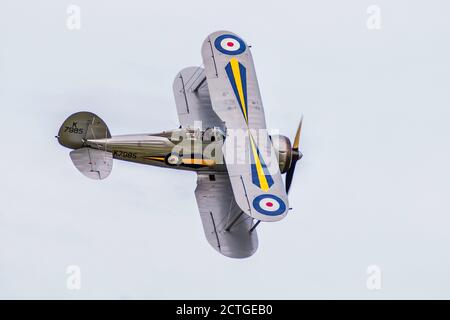 Der Gladiator war der letzte britische Doppeldecker, der gebaut wurde, und der erste, der ein geschlossenes Cockpit hatte. Stockfoto