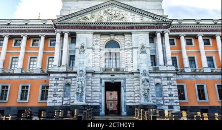 Haupteingang der Mikhailovsky (St. Michael's) Burg auch als Ingenieur Burg bekannt. St. Petersburg, Russland Stockfoto