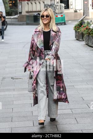 London, Großbritannien. September 2020. Ashley Roberts verlässt die Global Radio Studios in London. Kredit: SOPA Images Limited/Alamy Live Nachrichten Stockfoto