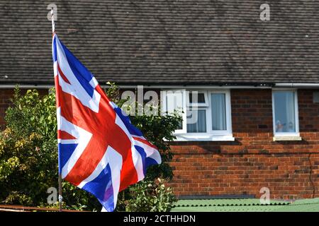 union Jack Flagge auf einem Mast Stockfoto