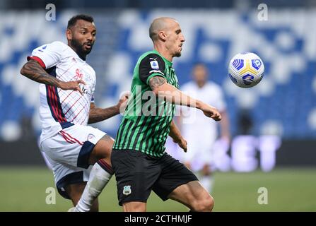 Reggio Emilia, Italien. September 2020. Vlad Chiriches von Sassuolo während der Serie EIN Spiel zwischen Sassuolo und Cagliari im Mapei Stadium, Reggio Emilia, Italien am 20. September 2020. Foto von Giuseppe Maffia. Kredit: UK Sports Pics Ltd/Alamy Live Nachrichten Stockfoto