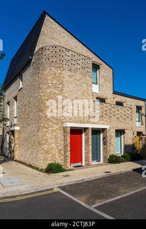 Goldsmith Street Norwich Stirling Preisträger 2019. Ende der Terrasse Wohnungen. Passivhaus energieeffiziente Häuser - Architekt Mikhail Riches & Cathy Hawley Stockfoto