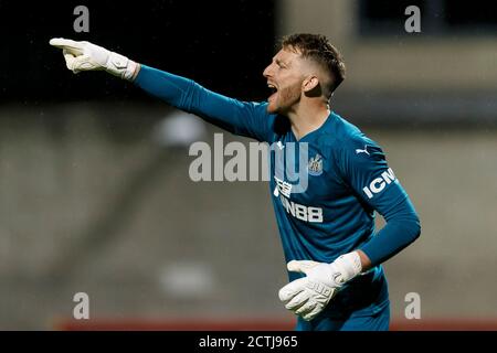 Morecambe, Großbritannien. September 2020. Mark Gillespie von Newcastle United während des Carabao Cup Third Round Matches zwischen Morecambe und Newcastle United in der Globe Arena am 23. September 2020 in Morecambe, England. (Foto von Daniel Chesterton/phcimages.com) Quelle: PHC Images/Alamy Live News Stockfoto