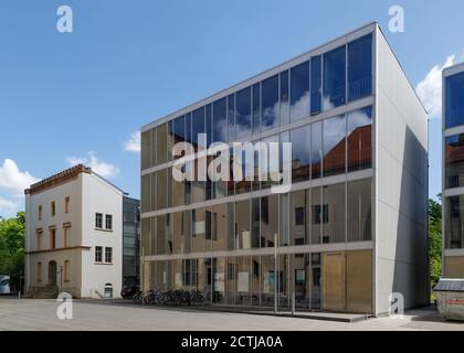 'Kuben' ein Neubau der Bauhaus-Universität Weimar, Fakultät 'Architektur'. Errichtet 1998-2001 nach Entwürfen des Architektenbüros 'Architekten AV1', Stockfoto