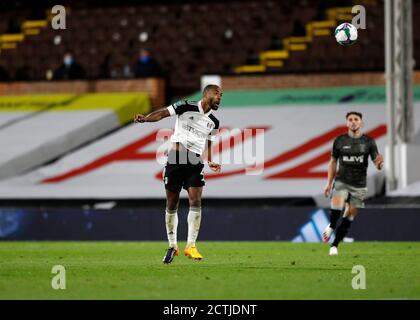 Craven Cottage, London, Großbritannien. September 2020. English Football League Cup, Carabao Cup Football, Fulham versus Sheffield Mittwoch; Denis Odoi of Fulham Kredit: Action Plus Sports/Alamy Live News Stockfoto