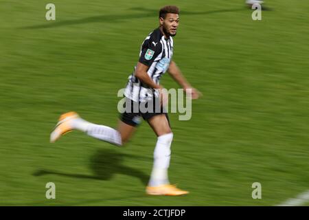 Morecambe, Großbritannien. September 2020. Joelinton von Newcastle United während des Carabao Cup Third Round Matches zwischen Morecambe und Newcastle United in der Globe Arena am 23. September 2020 in Morecambe, England. (Foto von Daniel Chesterton/phcimages.com) Quelle: PHC Images/Alamy Live News Stockfoto