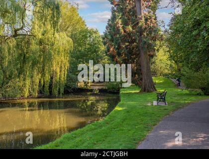 Schöner Brueton Park in Solihull, West Midlands, England. Stockfoto