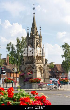 Victorian American Fountain in Market Square, Rother Street, Stratford-upon-Avon, Warwickshire, England, Großbritannien Stockfoto