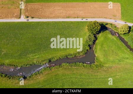 Luftaufnahme der Kajakfahrer auf der Grosse lauter im Sommer Stockfoto