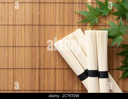 Japanische sehr dünne Nudel aus Weizenmehl Stockfoto