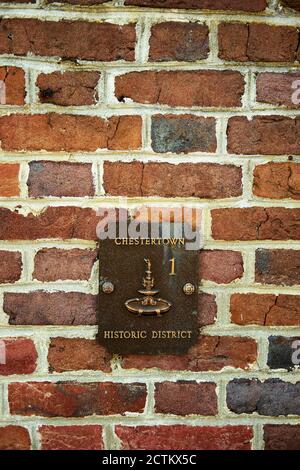 Historisches Viertel Markierung auf einem Haus in Chestertown, MD, USA. Stockfoto