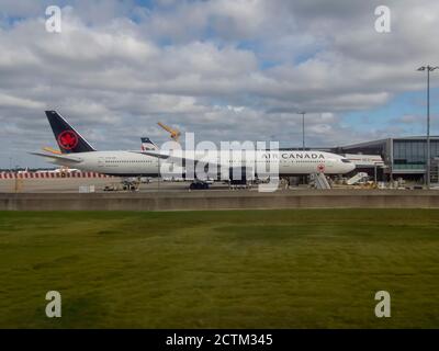 Ein Flugzeug von Air Canada am Flughafen London Heathrow Stockfoto