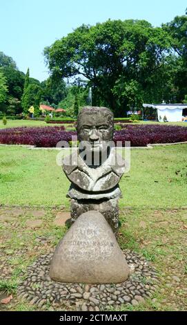 Bogor. Indonesien - 20. Oktober 2019: Sudjana Kassan Park im Botanischen Garten Bogor in West Java. Stockfoto