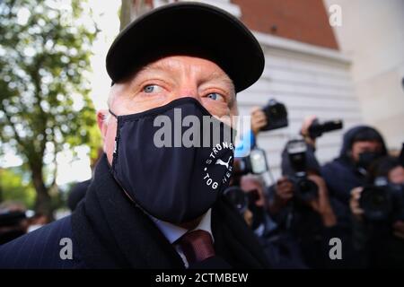 Boris Becker kommt beim Westminster Magistrate Court in London an, nachdem er für bankrott erklärt und beschuldigt wurde, sich nicht an die Verpflichtungen zur Offenlegung von Informationen zu halten. Stockfoto