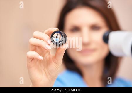 Augenarzt Diagnose. Patient in der Klinik. Stockfoto